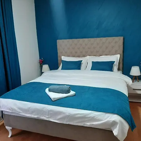 Apartment Lara Foca