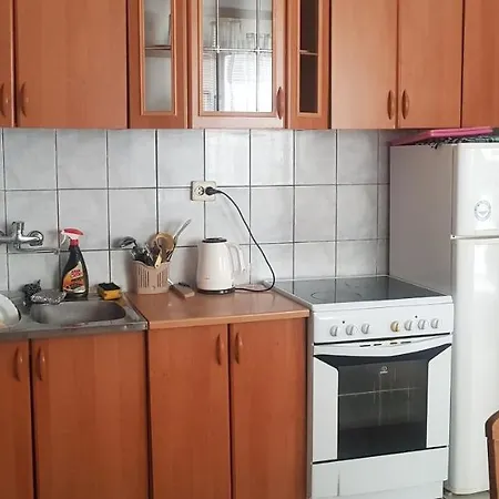 Apartment Lara *