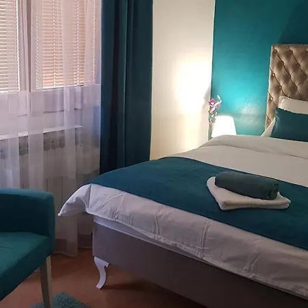 Apartment Lara *